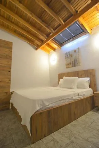 Ados Hotel Cesme