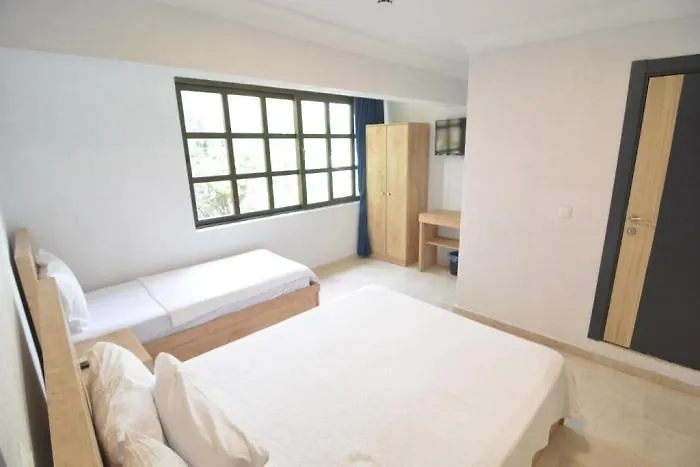 **  Ados Hotel Çeşme Turquie