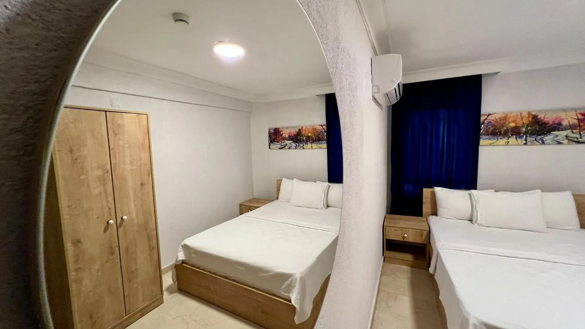 Ados Hotel Çeşme